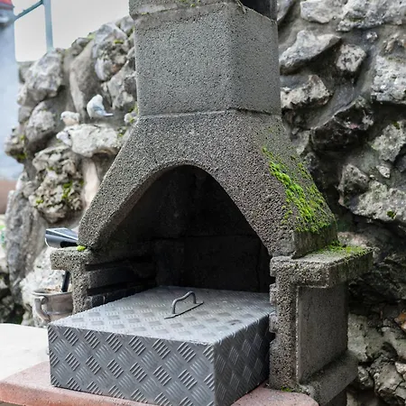 Story Stone House Apartamento