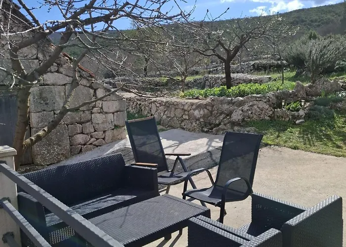Apartman Story Stone House