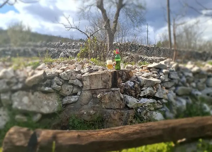 Story Stone House Apartman