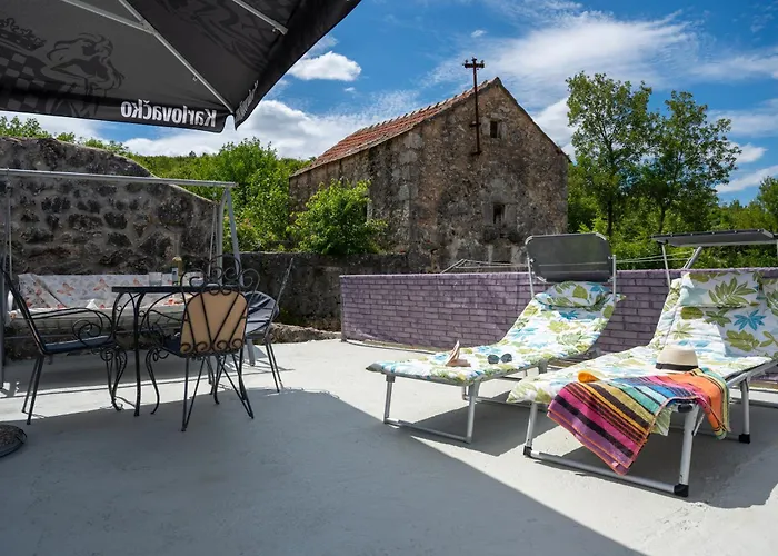 Apartman Story Stone House