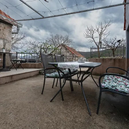 Lejlighed Story Stone House *