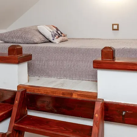 Story Stone House Apartman *